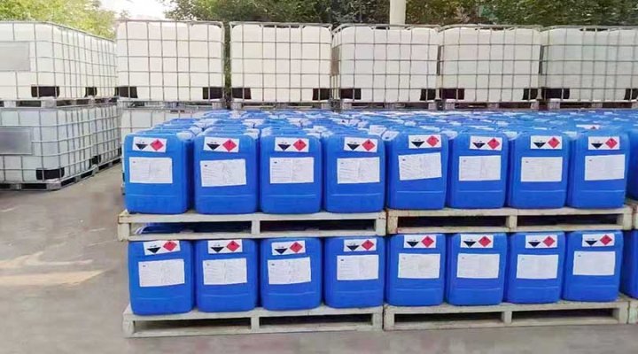 各种产品各种包装有序生产中